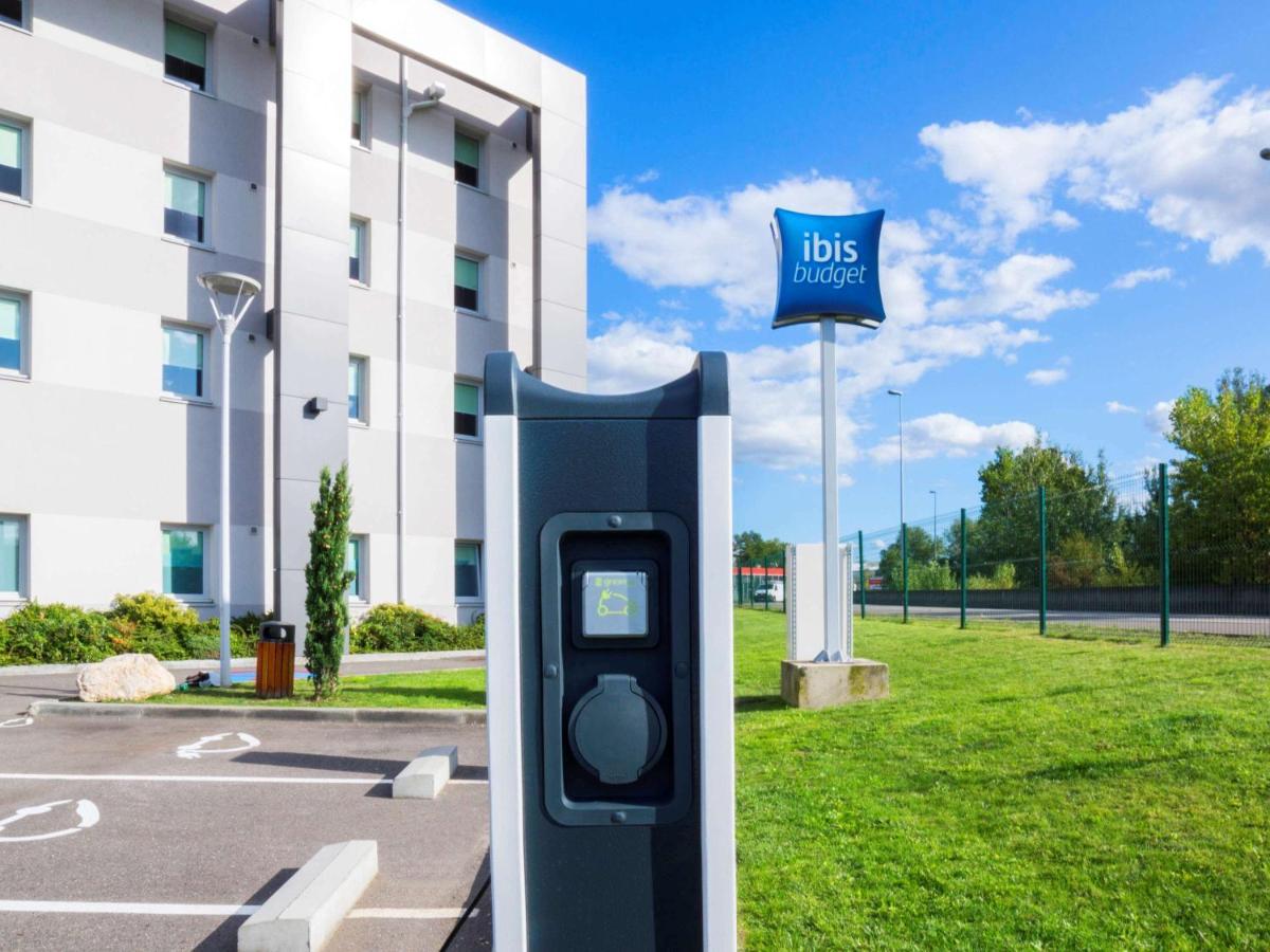 Hotel Ibis Budget Lyon Sud Saint-Fons A7 Exteriör bild