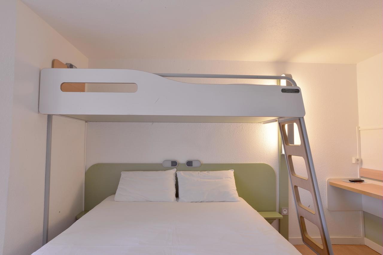 Hotel Ibis Budget Lyon Sud Saint-Fons A7 Exteriör bild