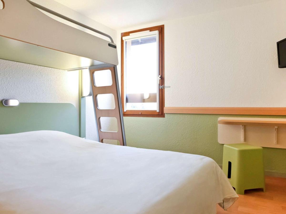 Hotel Ibis Budget Lyon Sud Saint-Fons A7 Exteriör bild